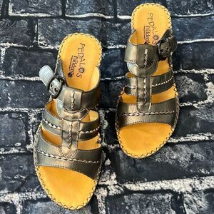 Pedalos sandals